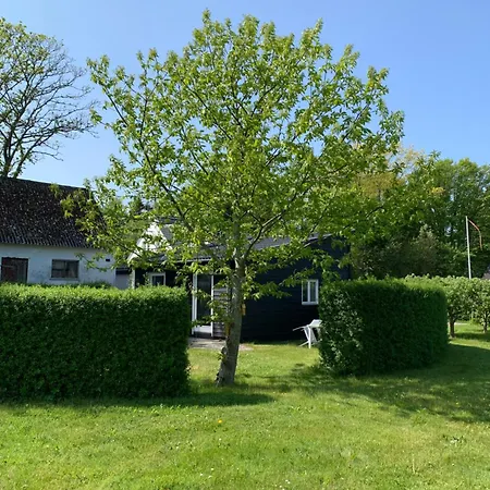 Tusindfrugt Bed & Breakfast 3*